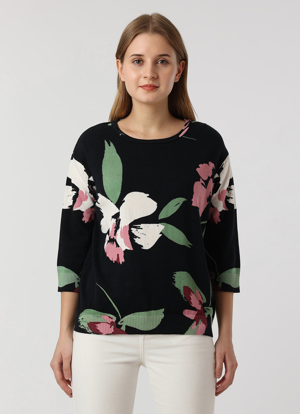 Women Black Floral Print Flat Knit, , large image number 1