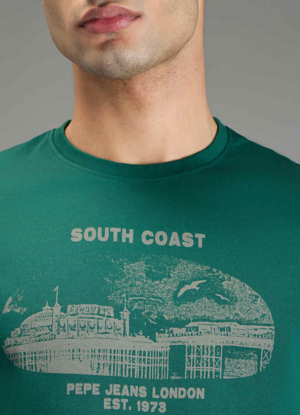 Men Green Placement Print Slim Fit T-shirt, , large image number 6