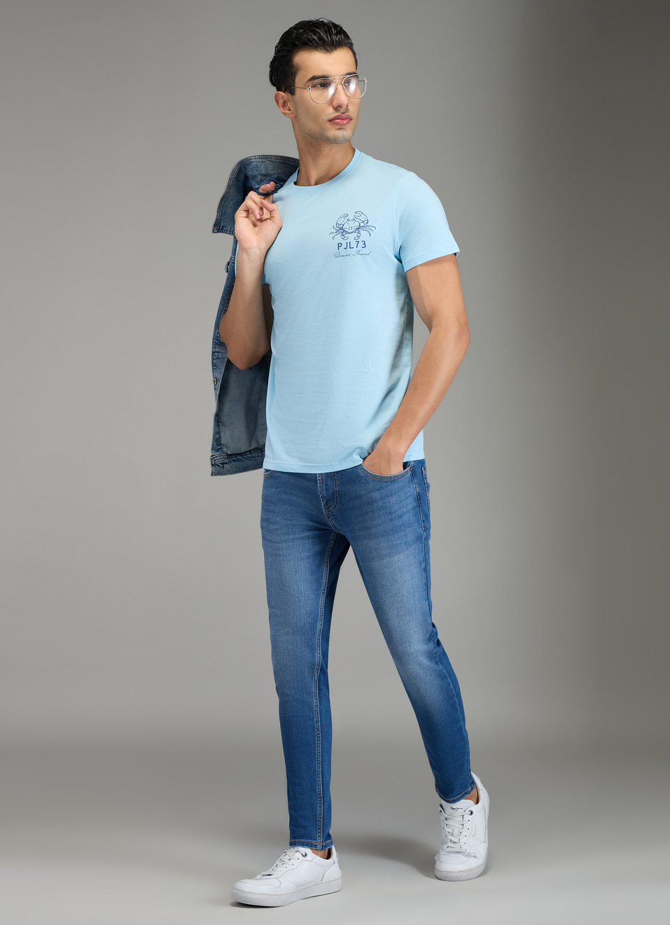 Men Blue Back Print Slim Fit T-shirt, , large image number 5