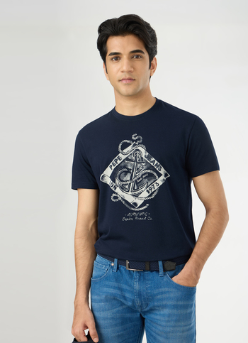 Men Navy Slim Graphic T-shirt