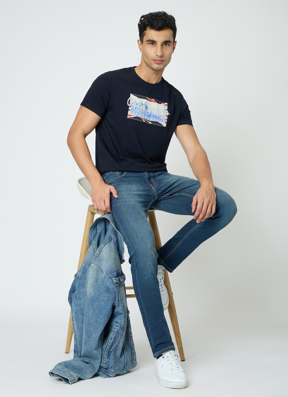 Men Navy Graphic Slim Fit T-shirt, , large image number 5