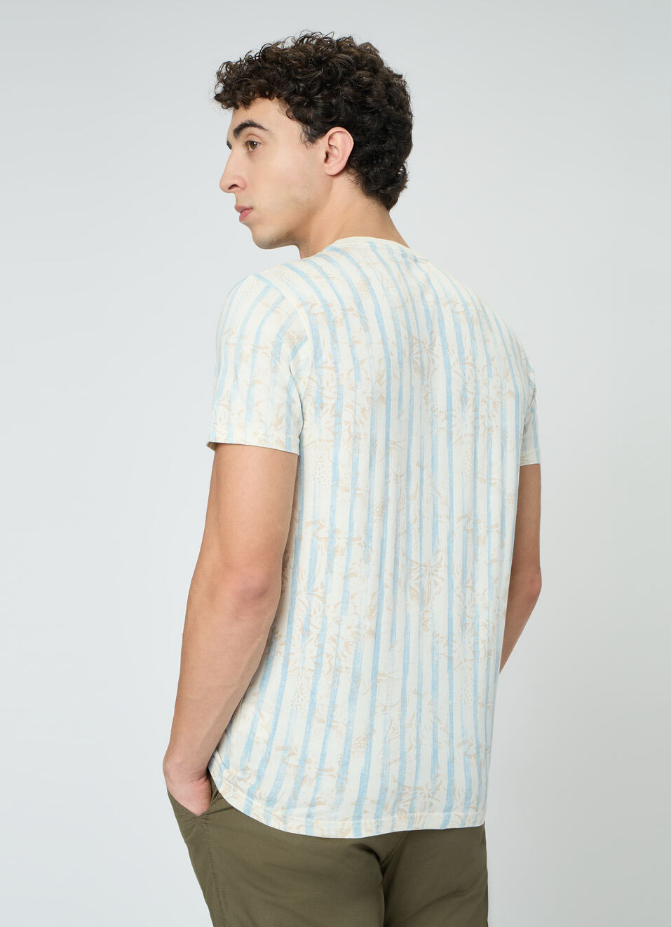 Men Off White Printed Slim Fit T-shirt, , large image number 2