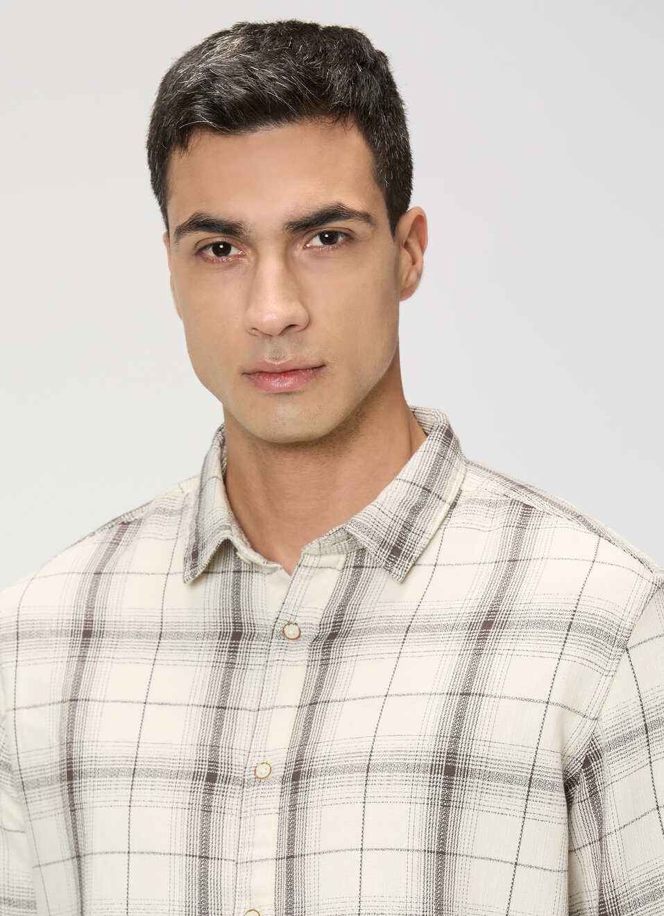 Men Off White Checked Shirt, , large image number 4
