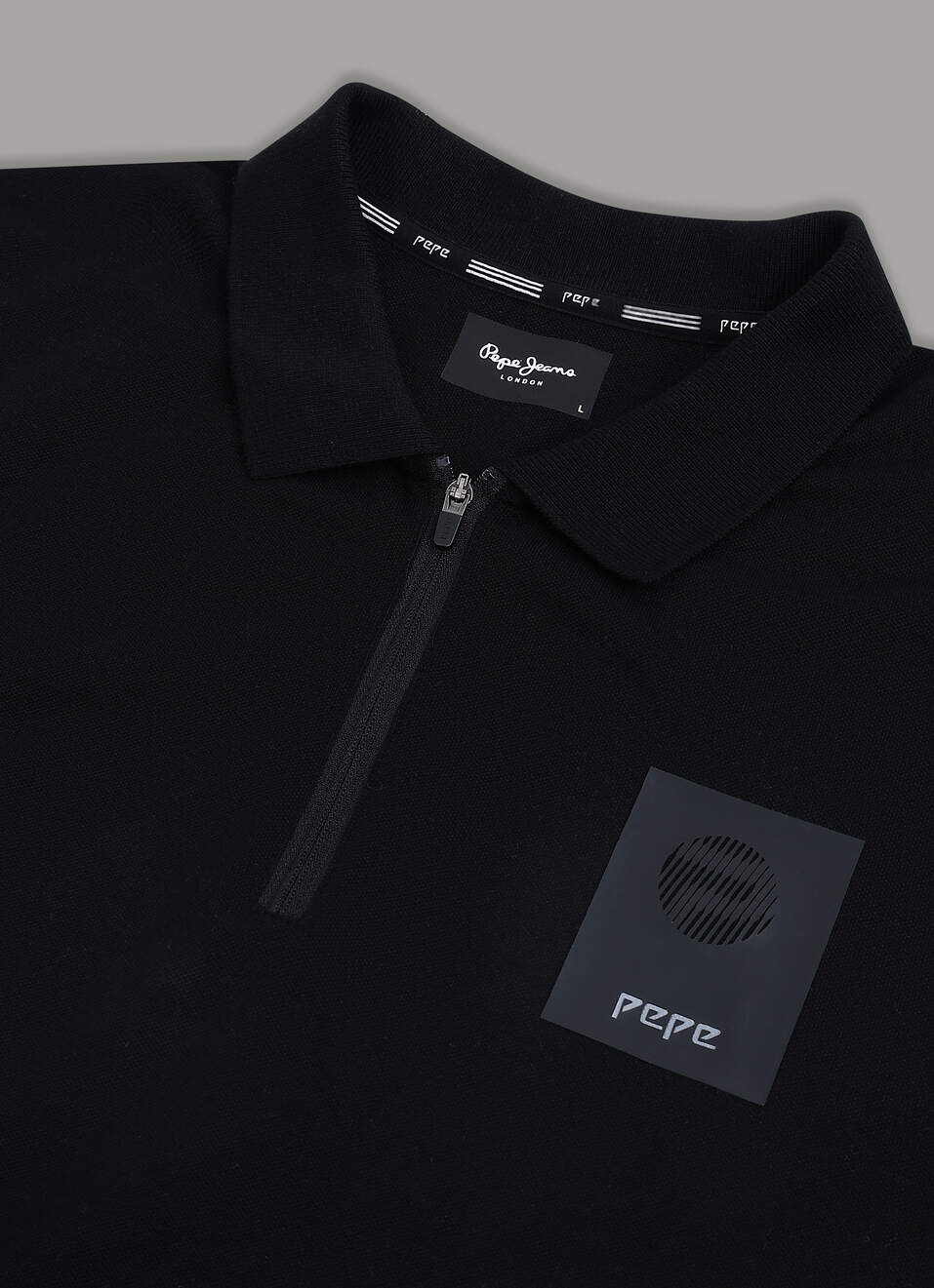 Men Black Solid Half Zip Short Sleeve Polo, , large image number 7