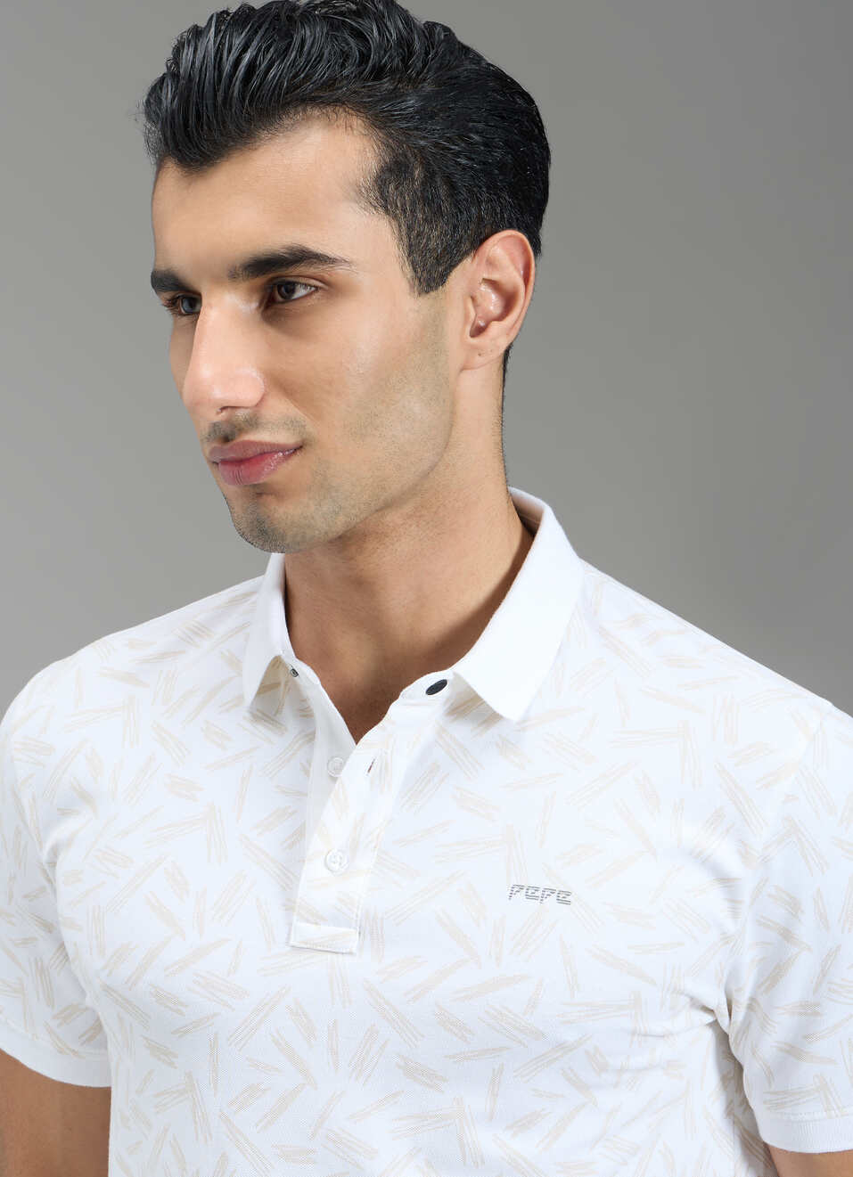Men Off White Abstract Print Polo Collar T-shirt, , large image number 4