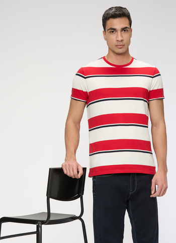Men Summer Red Striped Slim Fit T-shirt