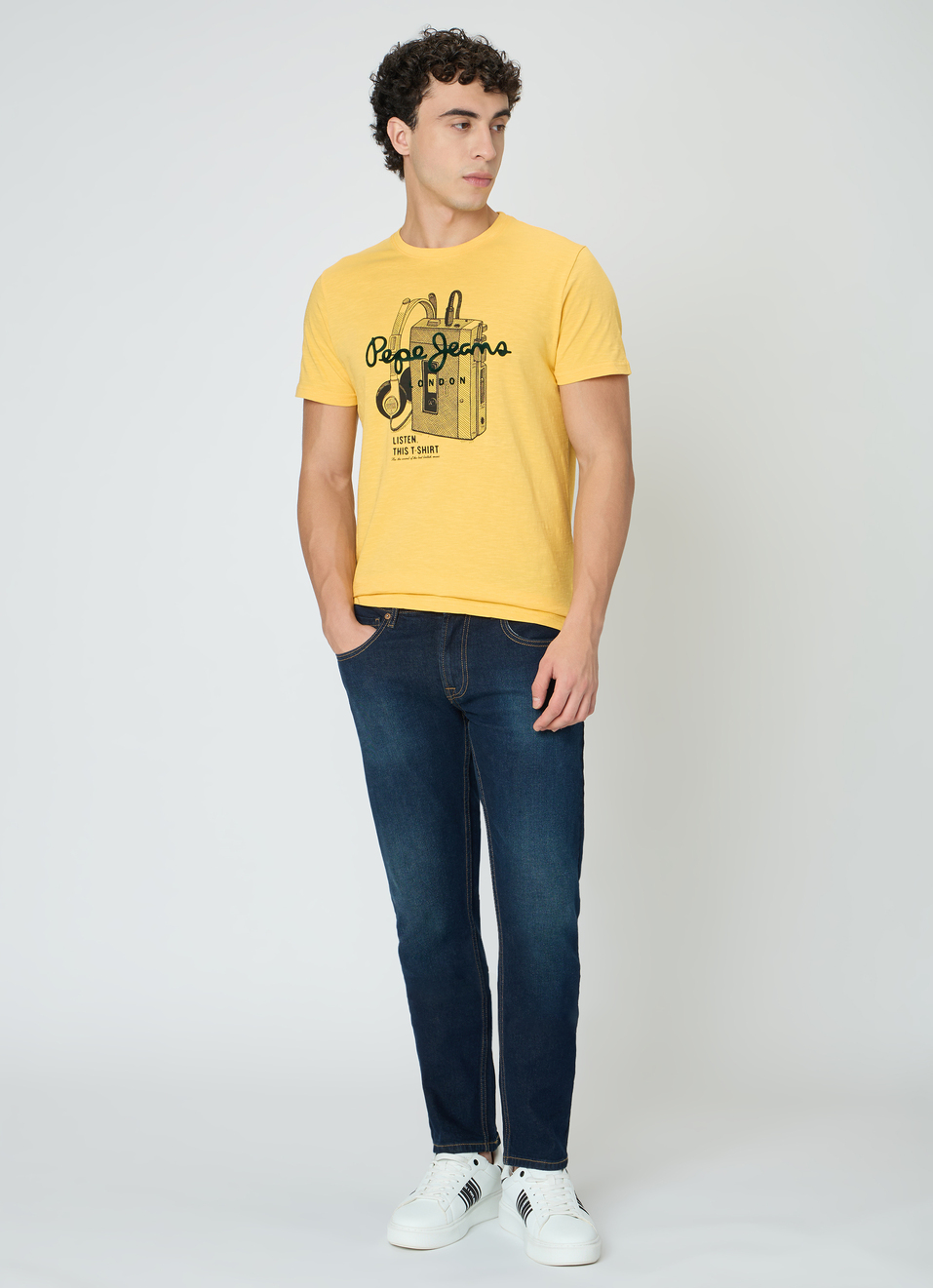 Men Yellow Graphic Print Slim Fit T-shirt, , large image number 5