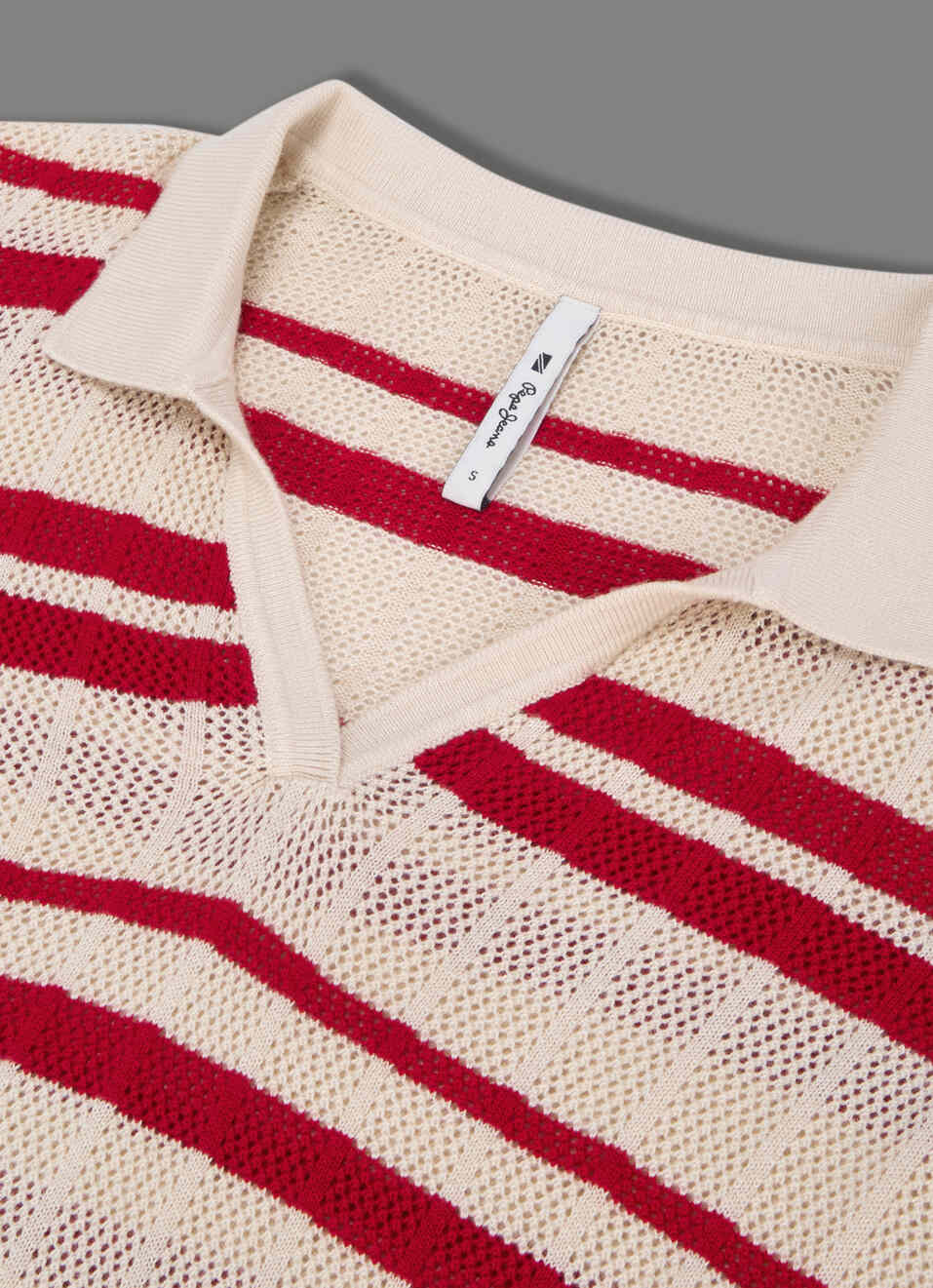 Women Red Self Design Regular Fit Flat Knit Top, , large image number 3