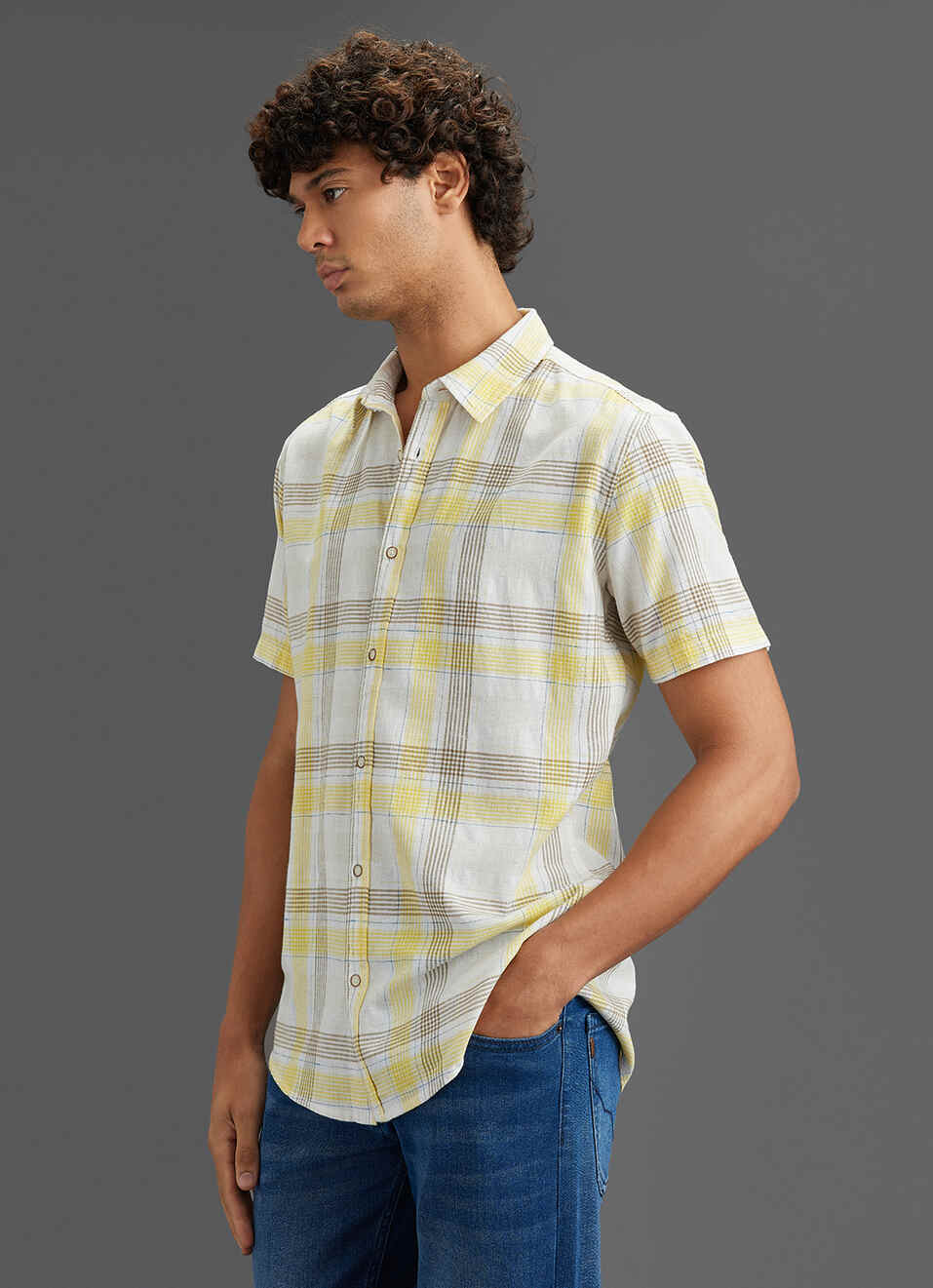 Men Yellow Regular Fit Checked Short Sleeve Shirt, , large image number 5