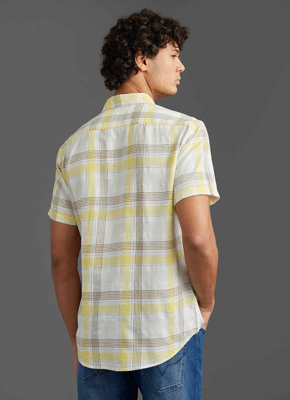 Men Yellow Regular Fit Checked Short Sleeve Shirt, , large image number 6