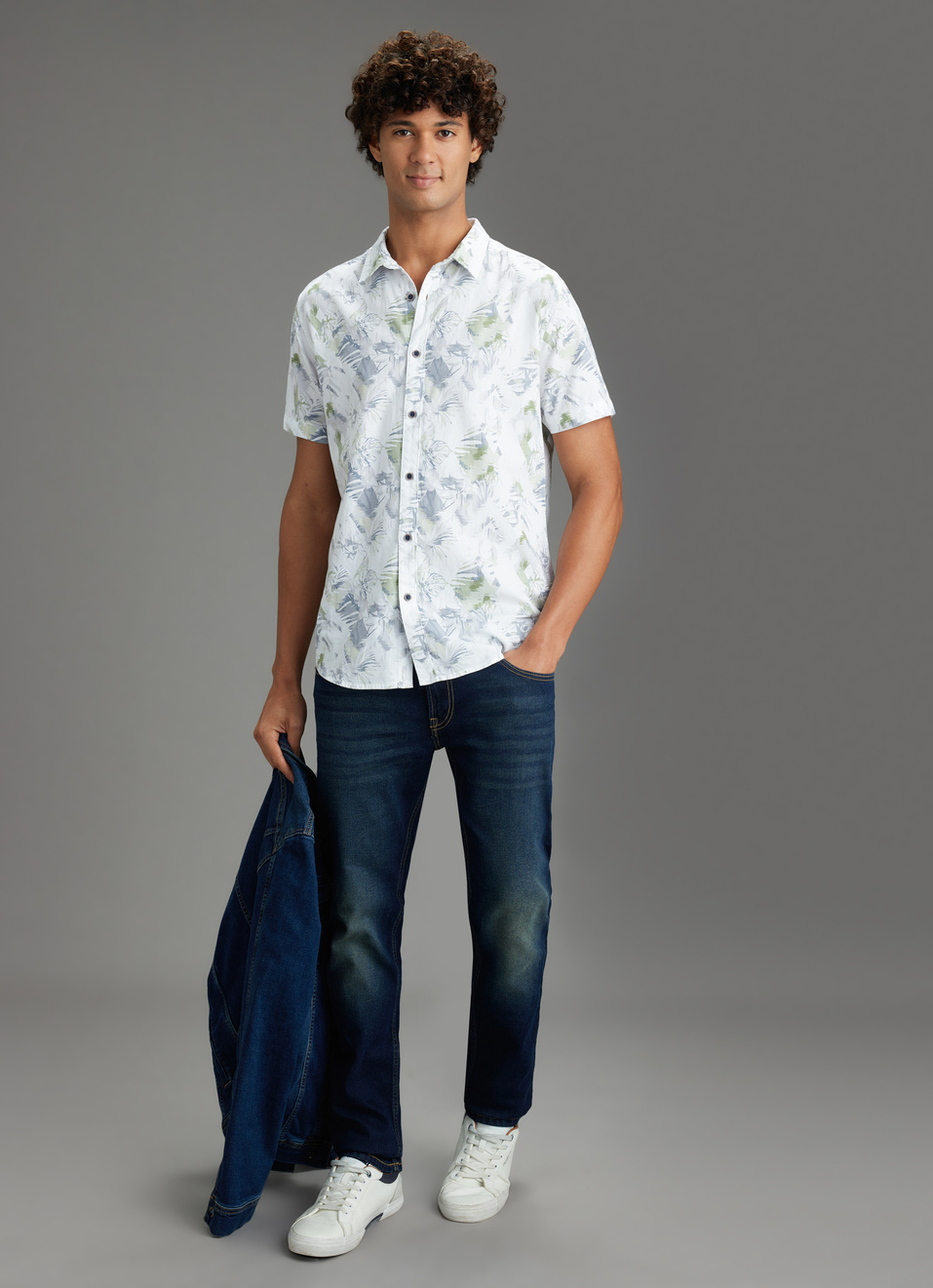 Men Green Tropical Short Sleeves Shirt, , large image number 2