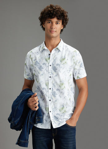Men Green Tropical Short Sleeves Shirt