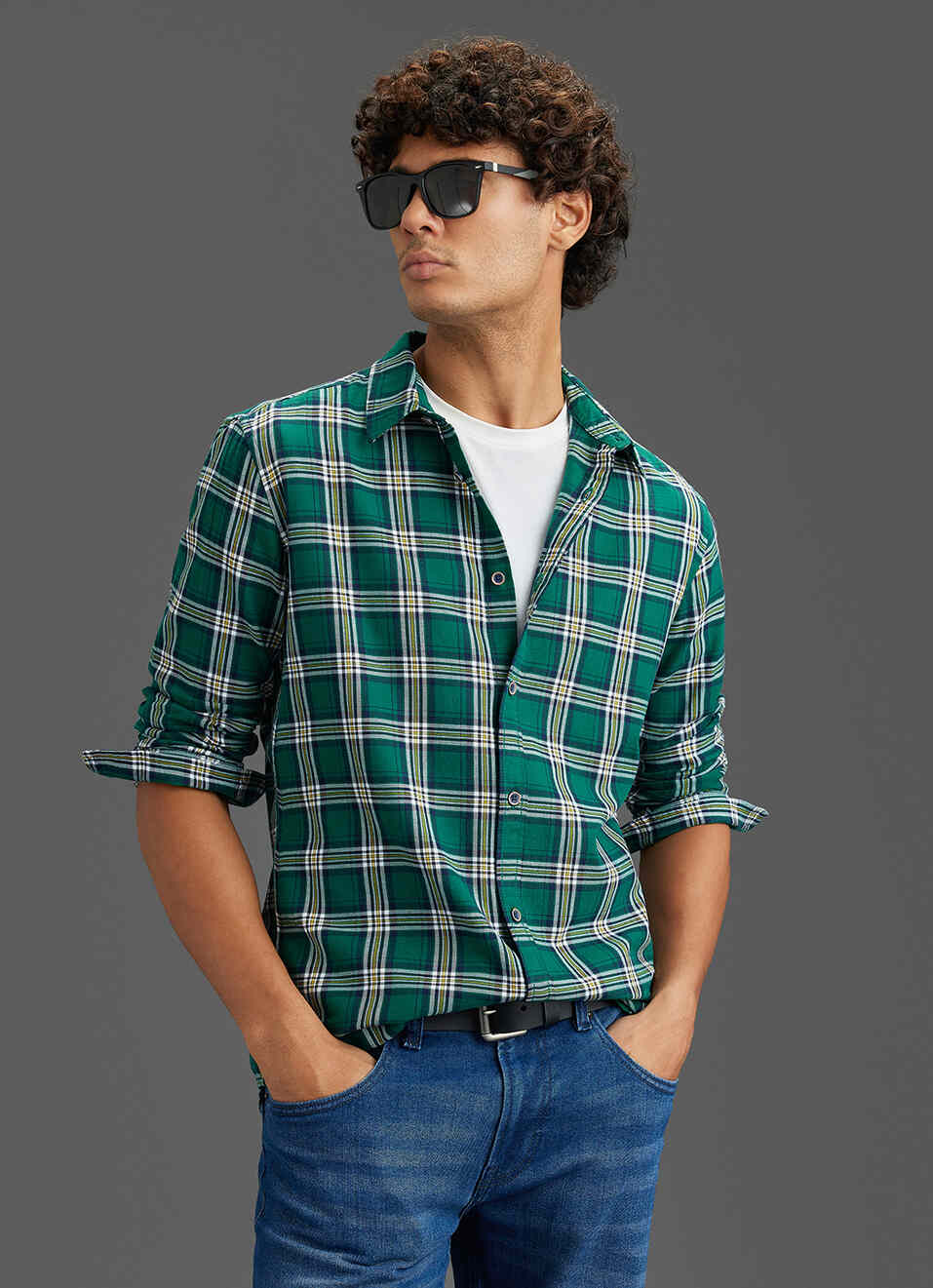 Men Green Checked Regular Fit Long Sleeve Shirt, , large image number 0
