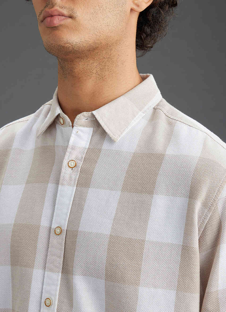 Men Beige Checked Regular Fit Long Sleeve Shirt, , large image number 1