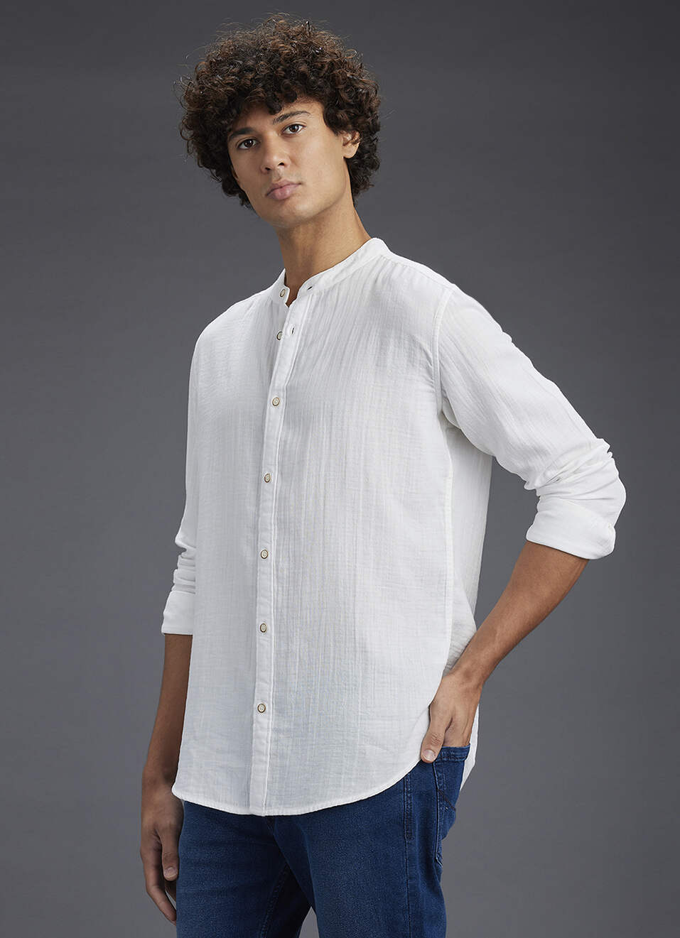 Men White Solid Regular Fit Mandarin Collar Shirt, , large image number 5