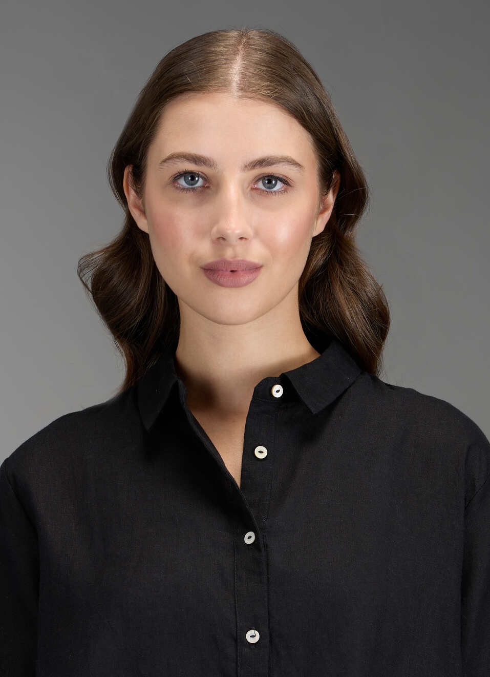 Women Black Solid Regular Fit Shirt, , large image number 4