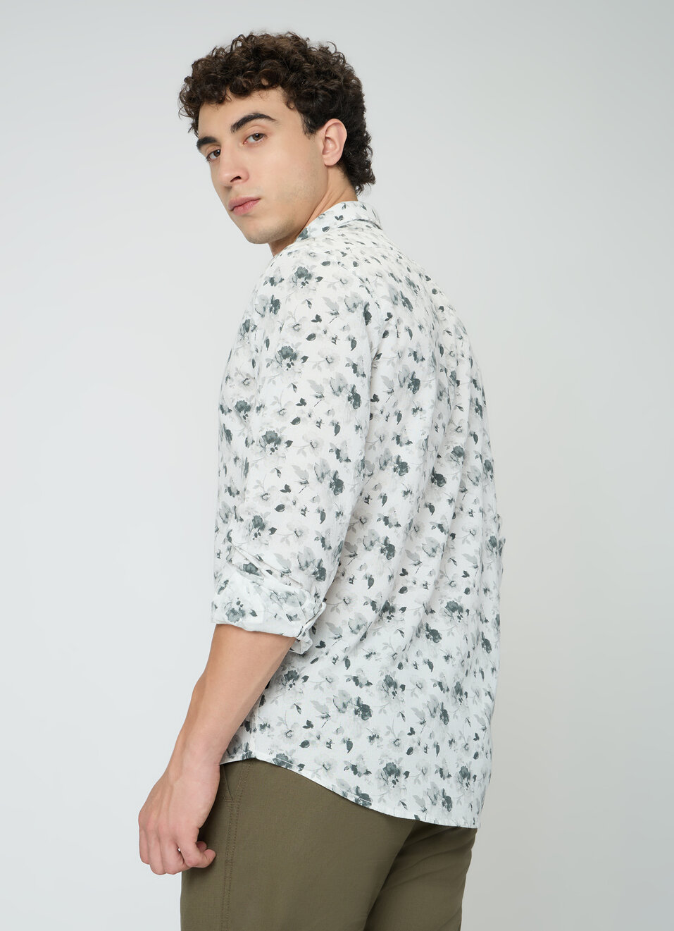 Men Olive Green Floral Print Shirt, , large image number 2