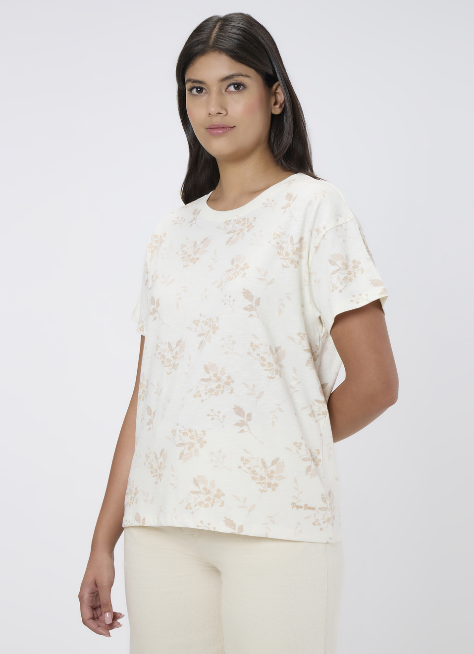 Women Off White Floral Print T-shirt, , large image number 3