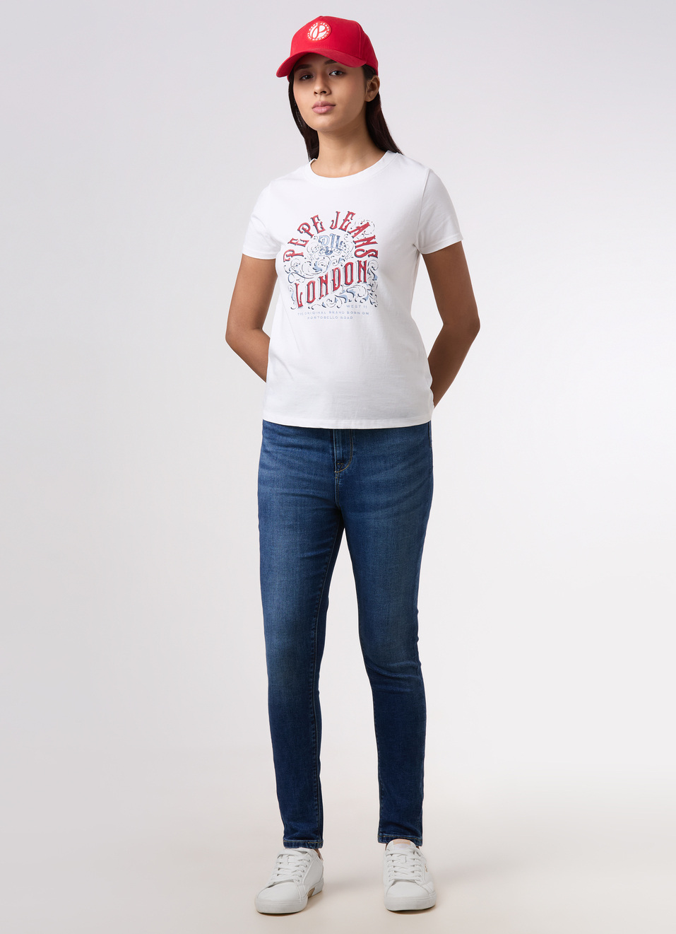 Women White Graphic Print T-shirt, , large image number 5