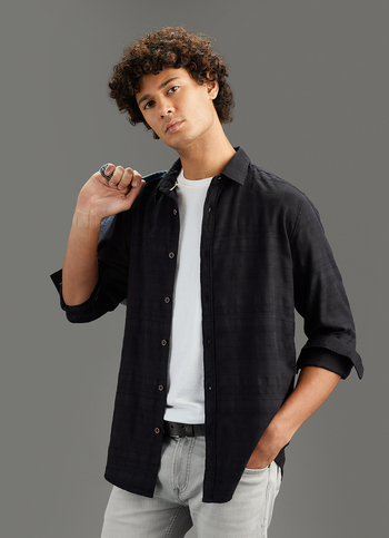 Men Black Solid Regular Fit Self-structured Shirt
