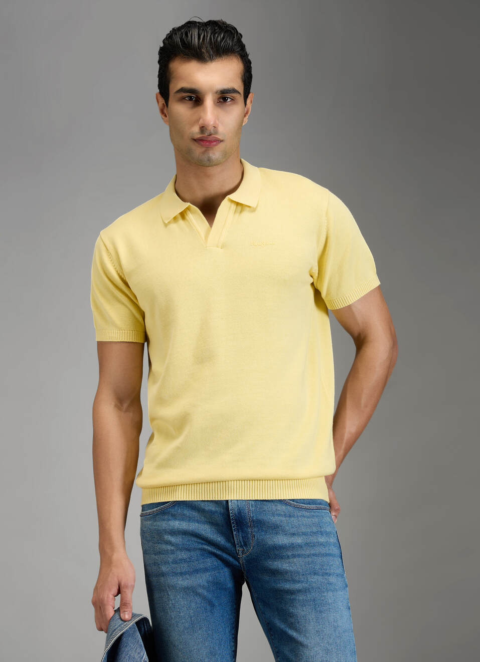 Men Yellow Solid Regular Fit Johnny Collar Polo T-shirt, , large image number 0