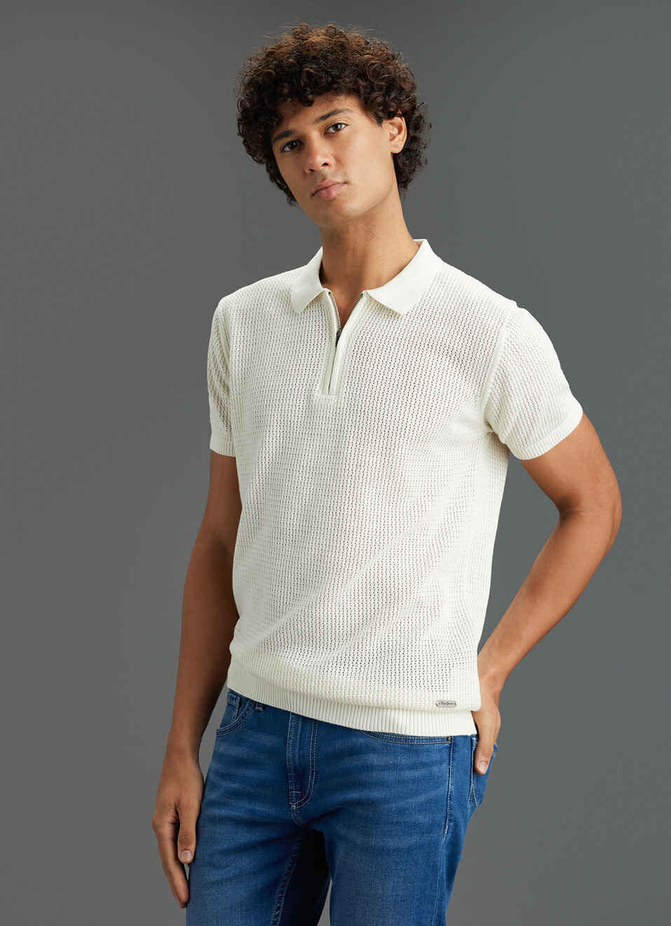 Men Off White Regular Fit Short Sleeve Knitted Zip Polo, , large image number 7