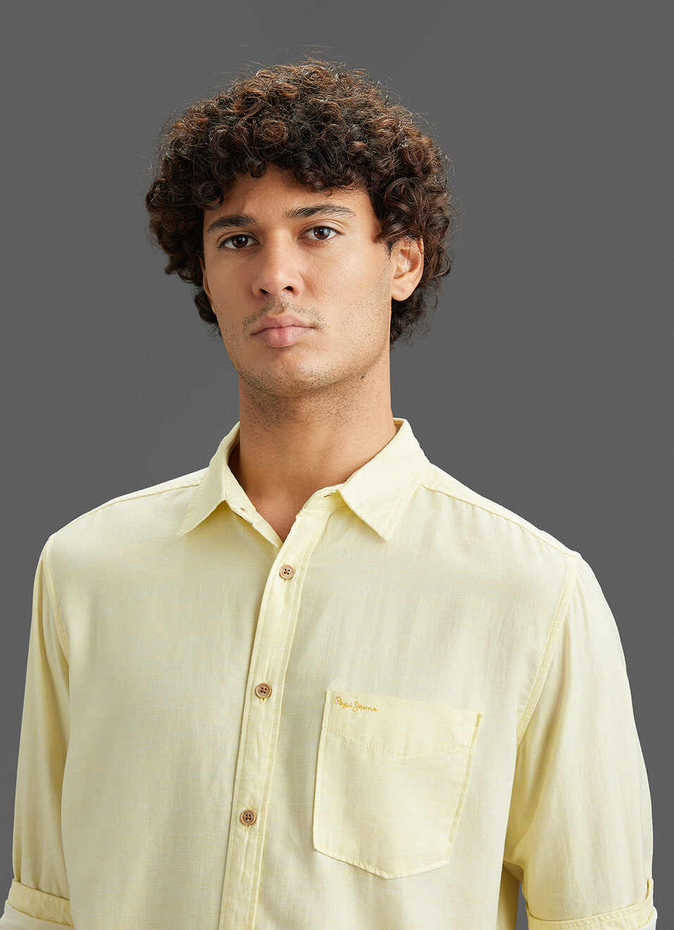Men Light Yellow Solid Regular Fit Full Sleeve Casual Shirt, , large image number 4