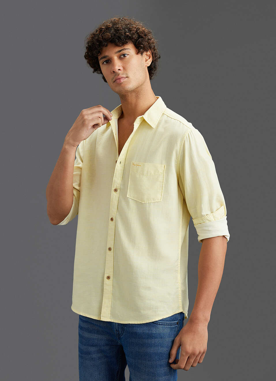 Men Light Yellow Solid Regular Fit Full Sleeve Casual Shirt, , large image number 7