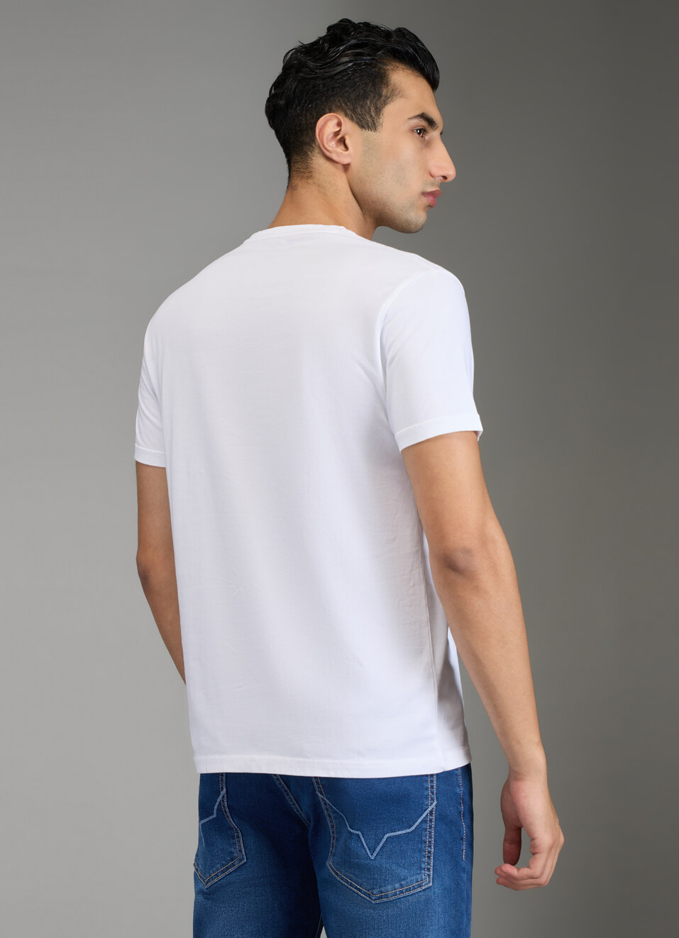 Men White Graphic Slim Fit T-shirt, , large image number 2