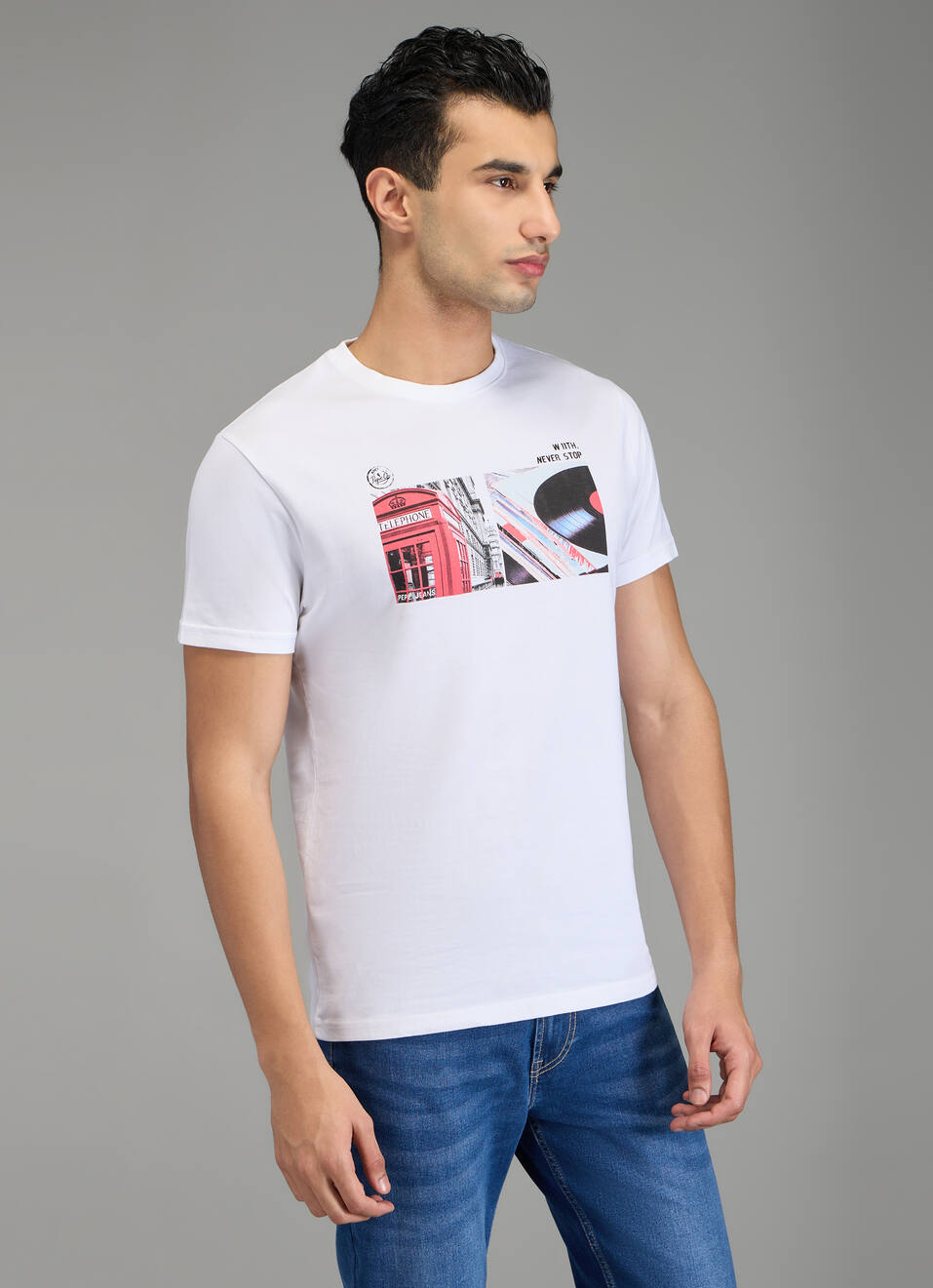 Men White Graphic Slim Fit T-shirt, , large image number 3