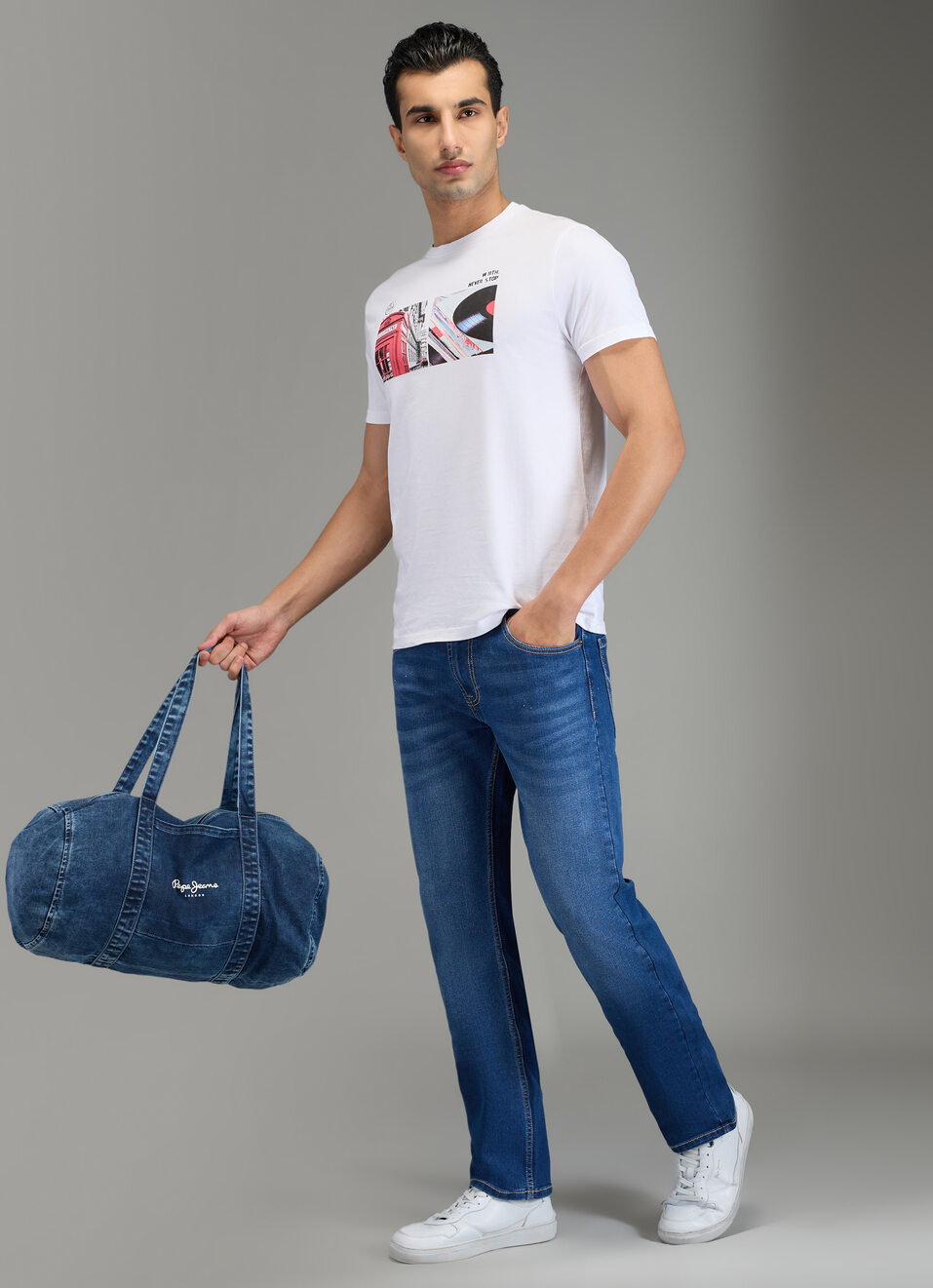 Men White Graphic Slim Fit T-shirt, , large image number 5
