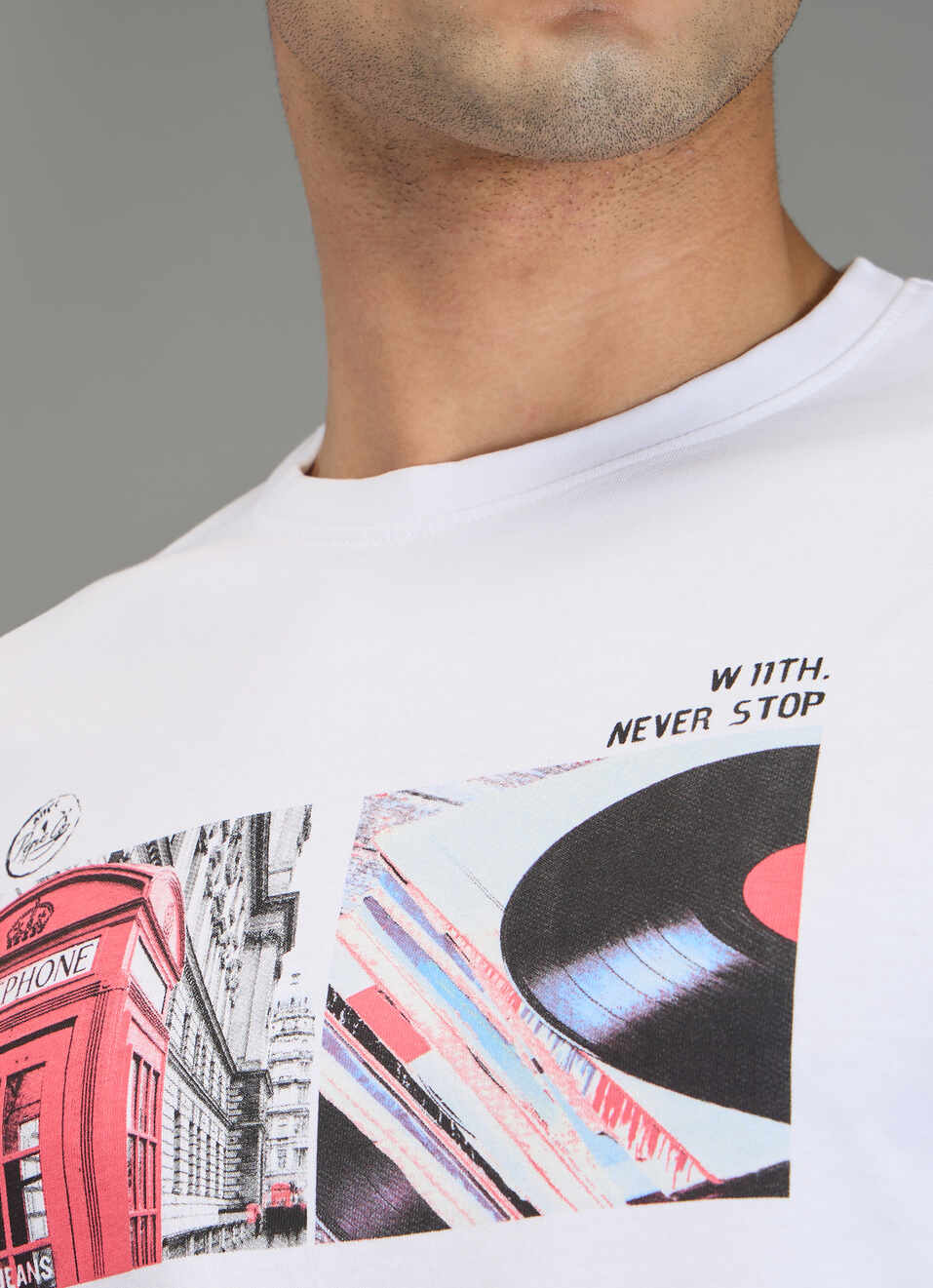 Men White Graphic Slim Fit T-shirt, , large image number 6