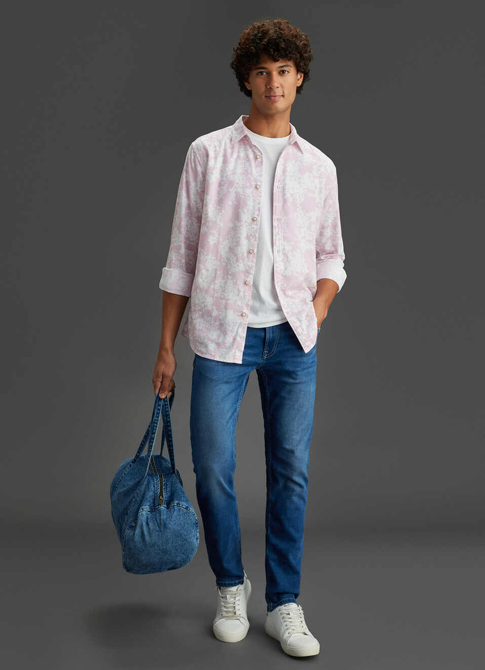 Men Pink Floral Printed Regular Fit Full Sleeve Casual Shirt, , large image number 2