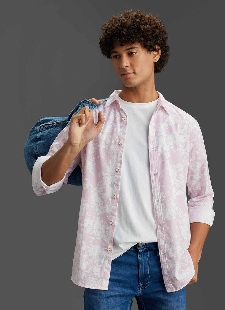 Men Pink Floral Printed Regular Fit Full Sleeve Casual Shirt, , large image number 0