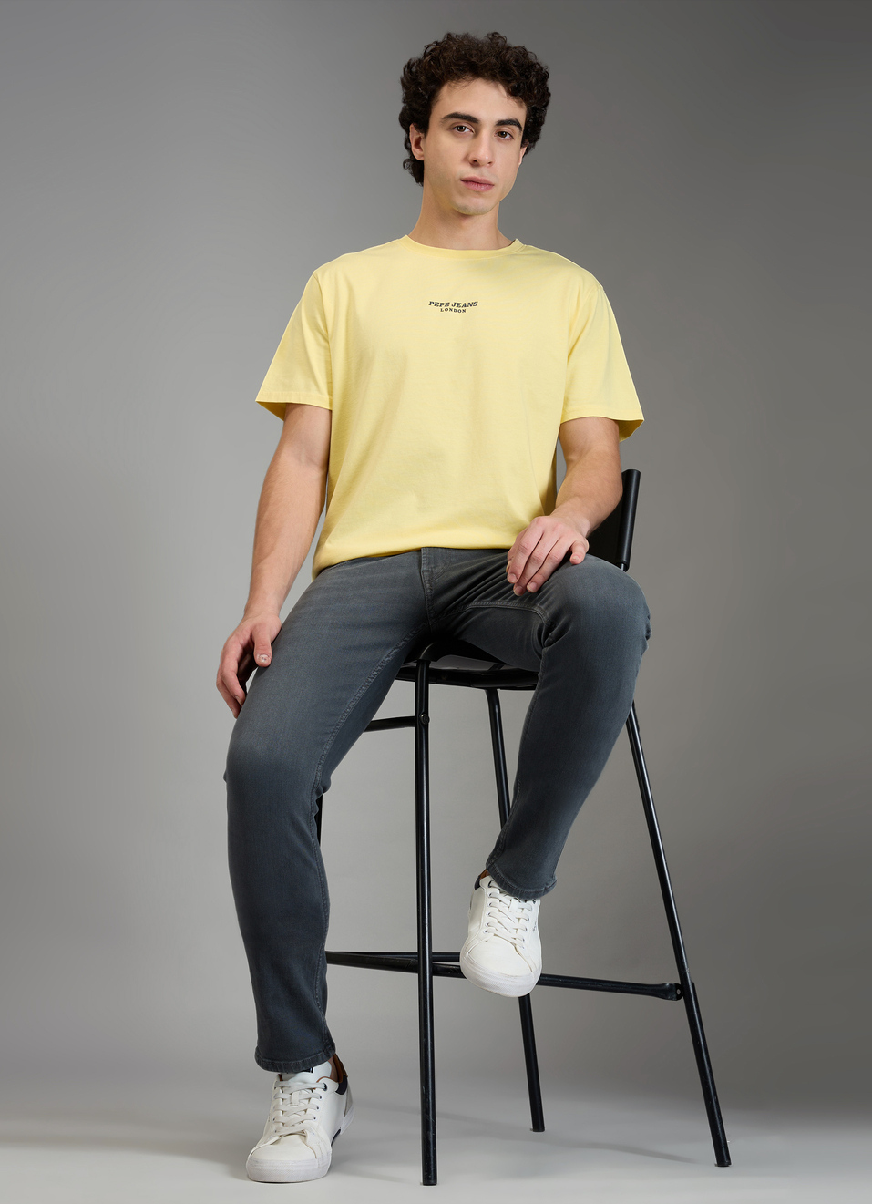 Men Yellow Graphic Print Relaxed Fit Crew Neck T-shirt, , large image number 2