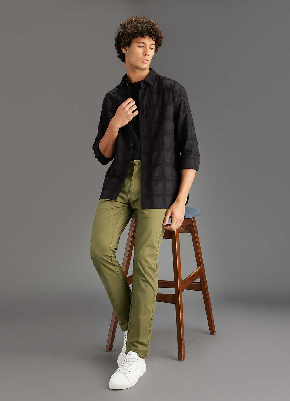 Men Black Self-structured Regular Fit Cotton Shirt, , large image number 2