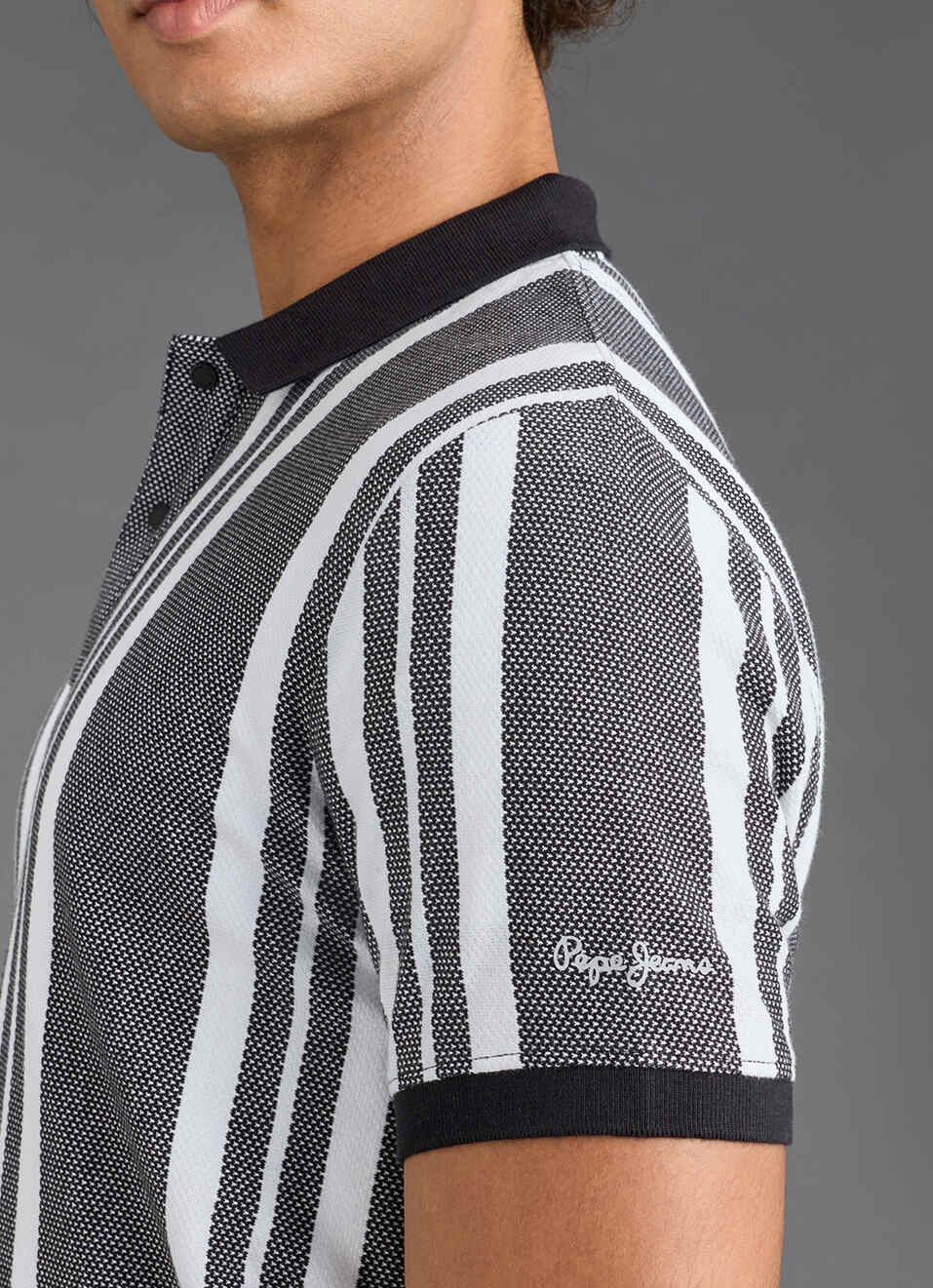 Men Black Vertical Stripe Short Sleeve Polo, , large image number 1