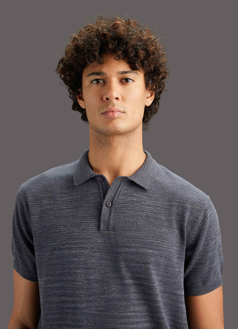 Men Grey Solid Regular Fit Polo Collar T-shirt, , large image number 4