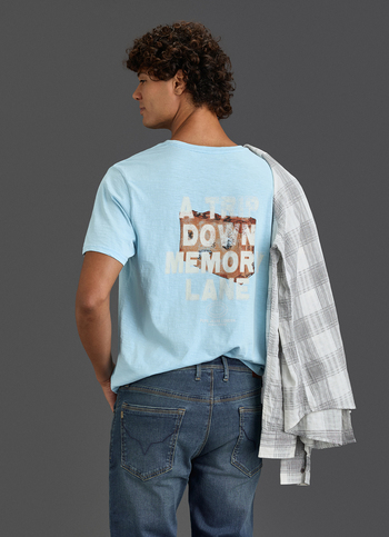 Men Sky Blue Relaxed Fit Short Sleeve Graphic T-shirt