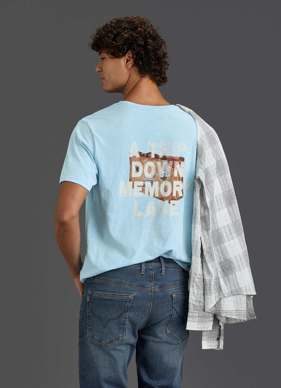 Men Sky Blue Relaxed Fit Short Sleeve Graphic T-shirt, , large image number 0