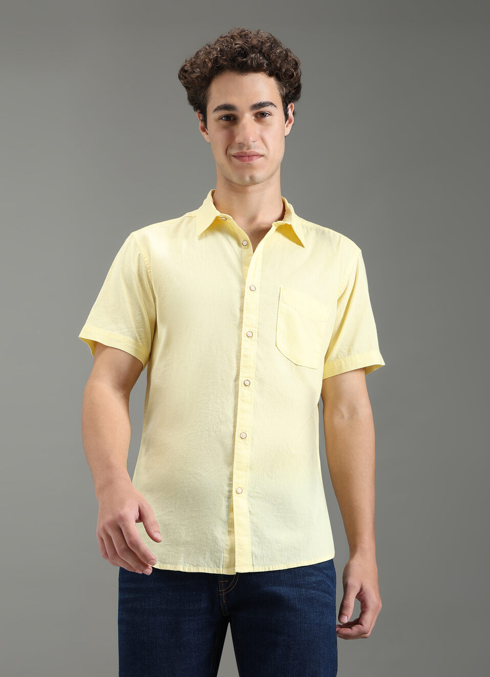Men Yellow Solid Short Sleeve Shirt, , large image number 1