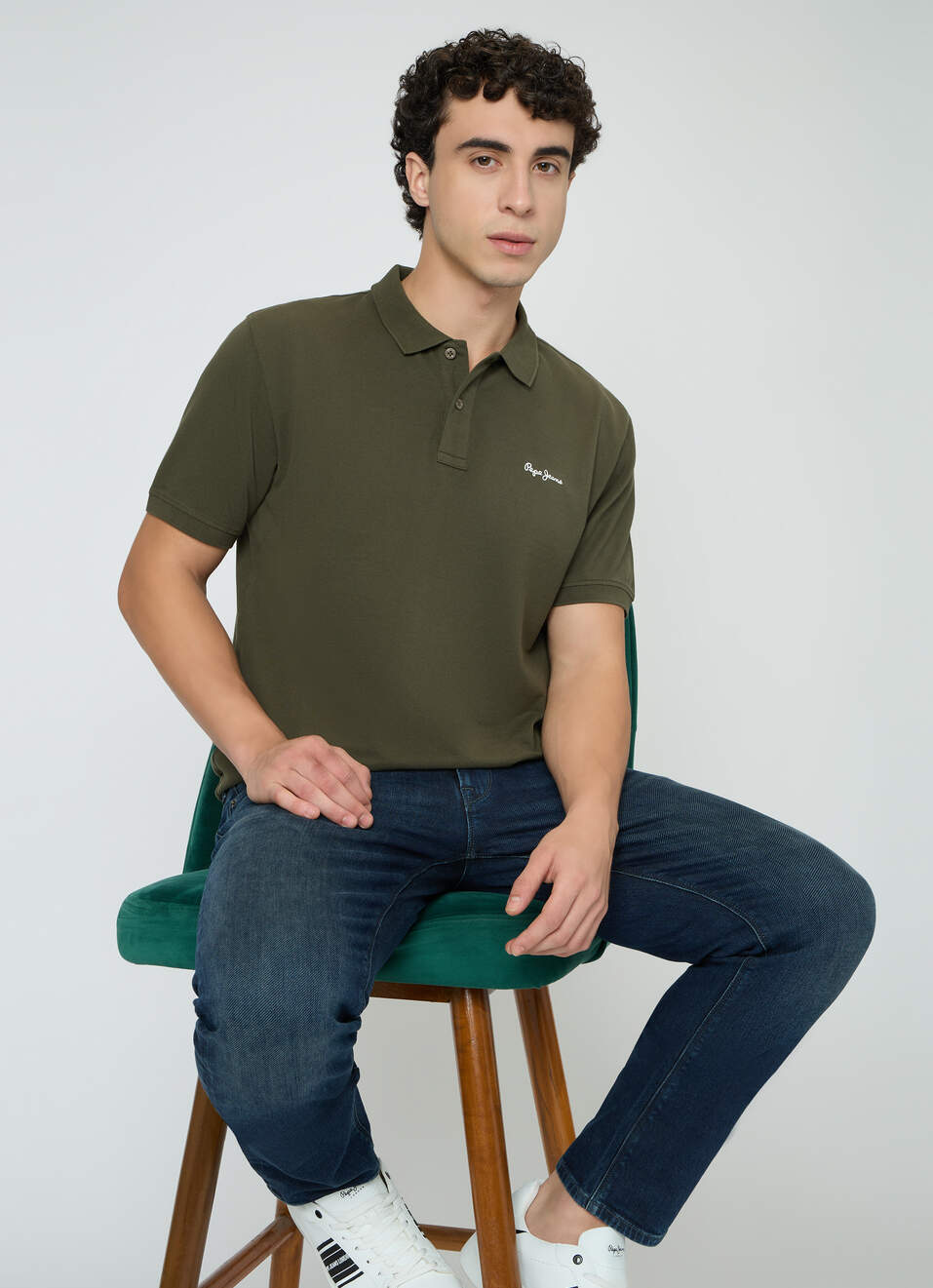 Men Green Solid Short Sleeves Polo, , large image number 0