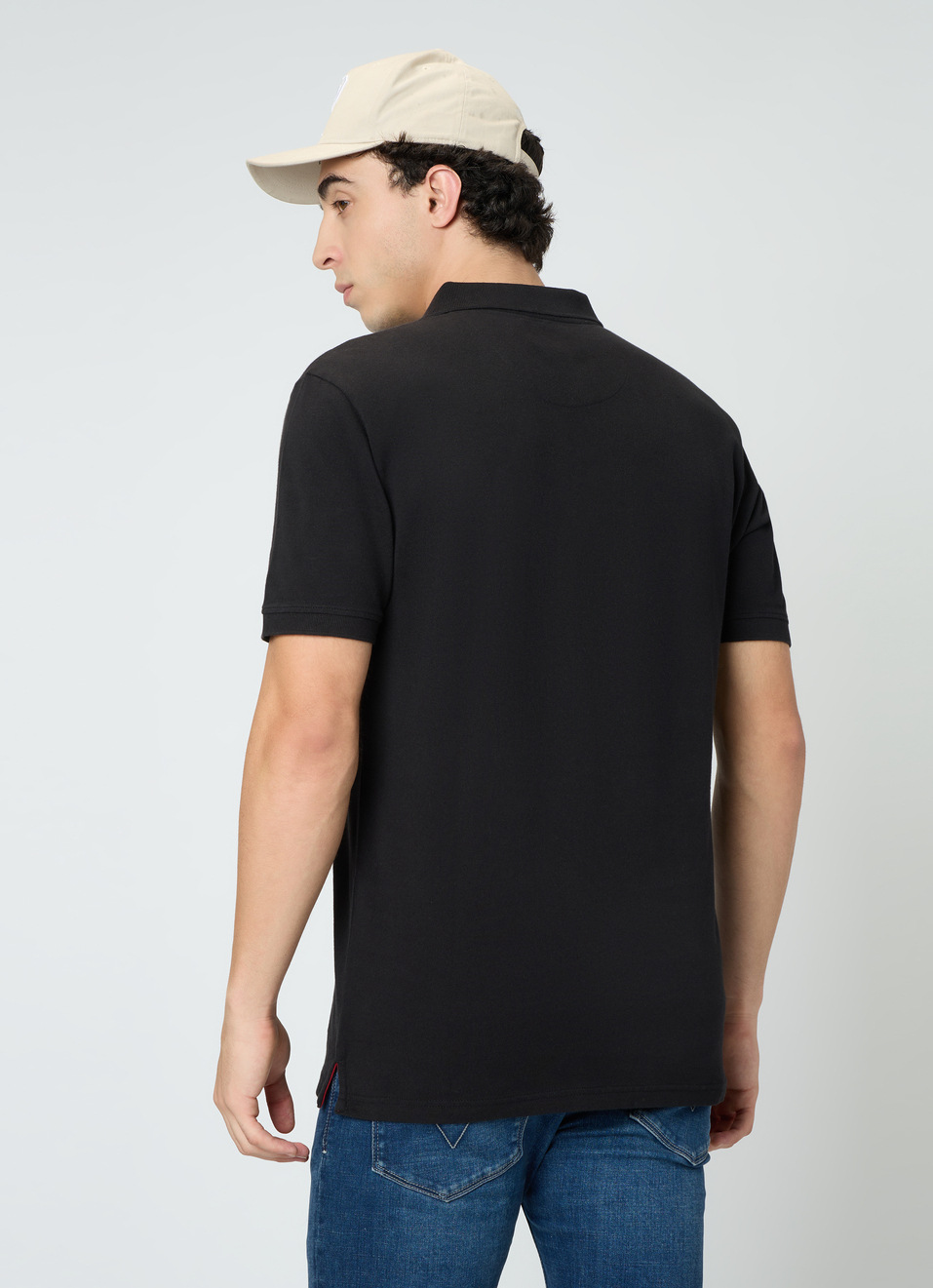 Men Black Solid Short Sleeves Polo, , large image number 2