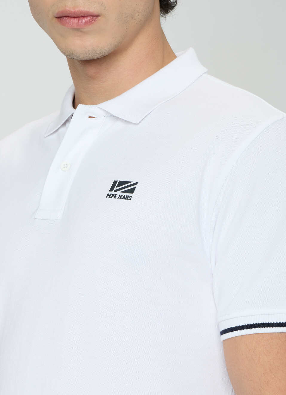 Men White Solid Short Sleeves Polo, , large image number 6