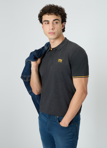 Men Grey Solid Short Sleeves Polo