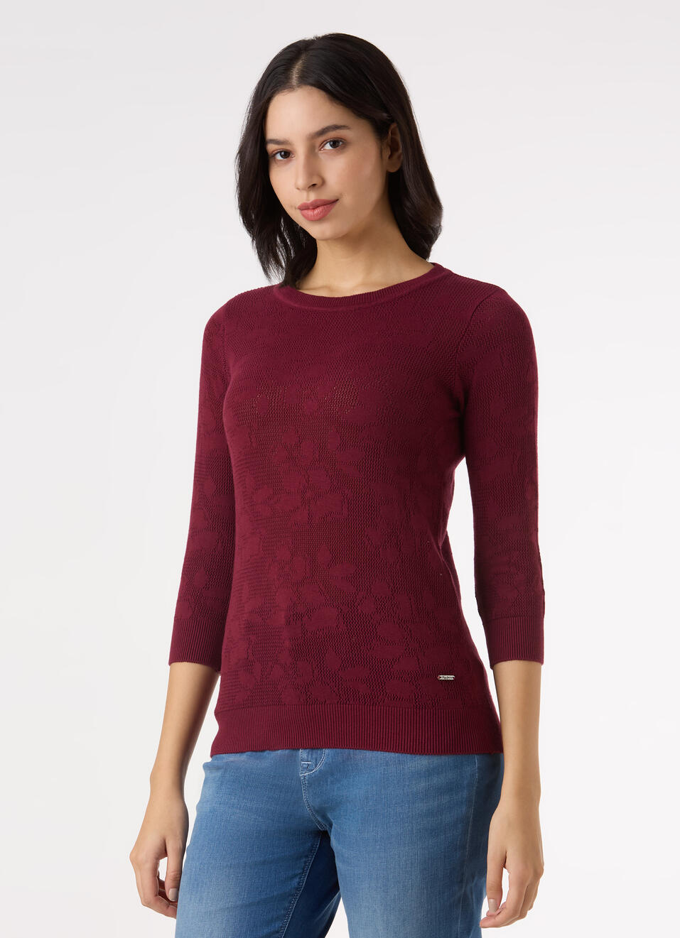 Women Red Jacquard Textured With 3/4 Sleeve Flat Knit, , large image number 3