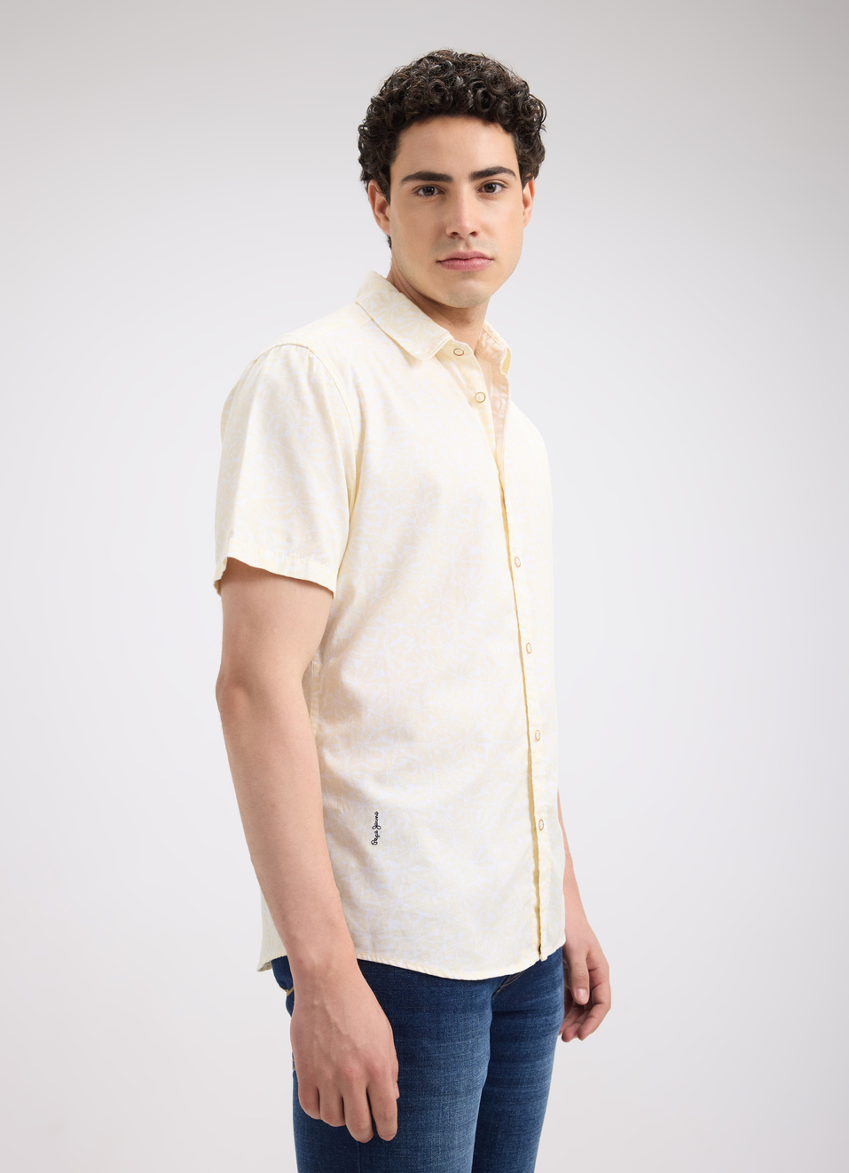 Men Yellow Floral Print Short Sleeve Shirt, , large image number 3