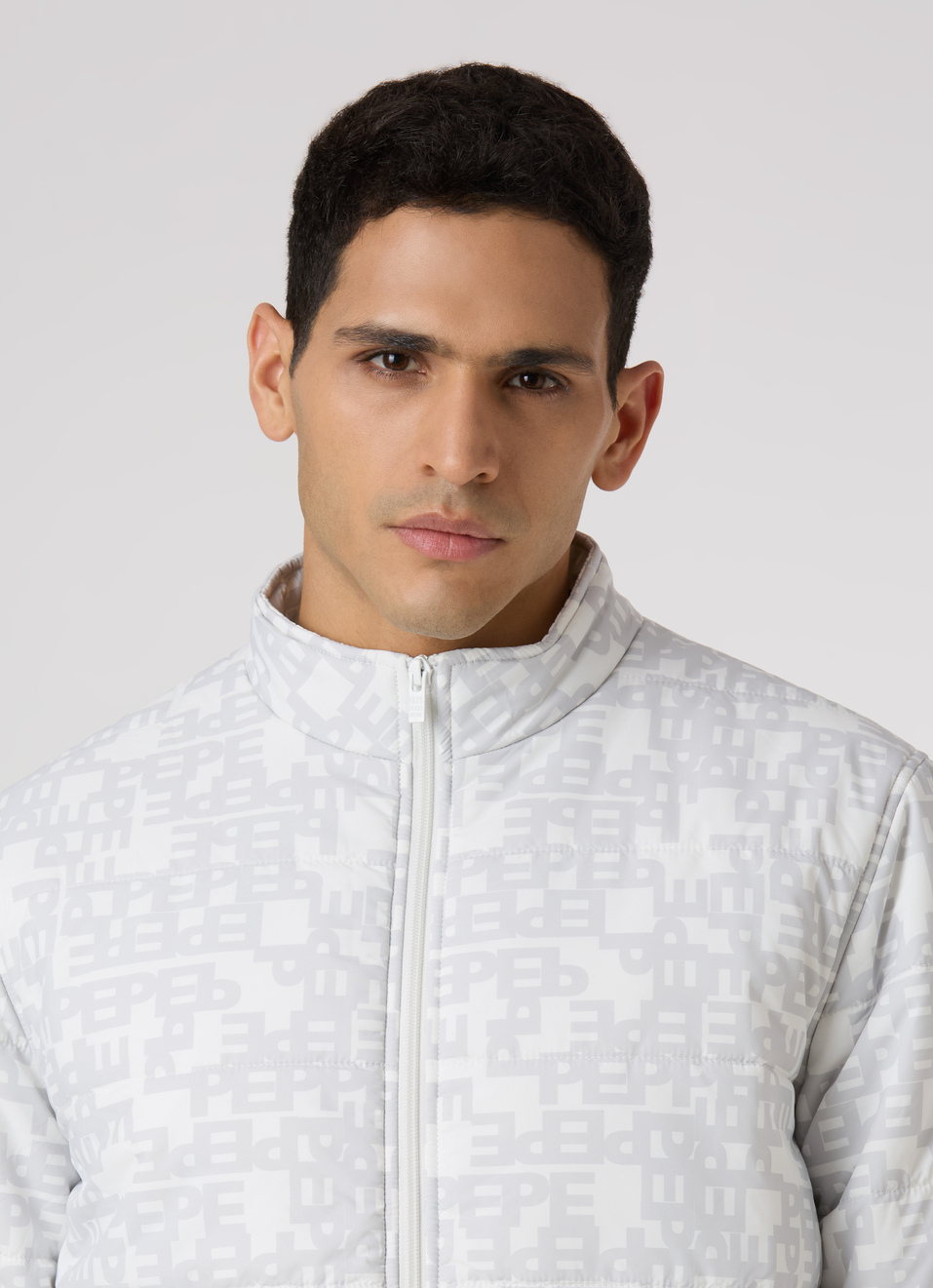 Men Black All Over Print Quilted Puffer Jacket, , large image number 4