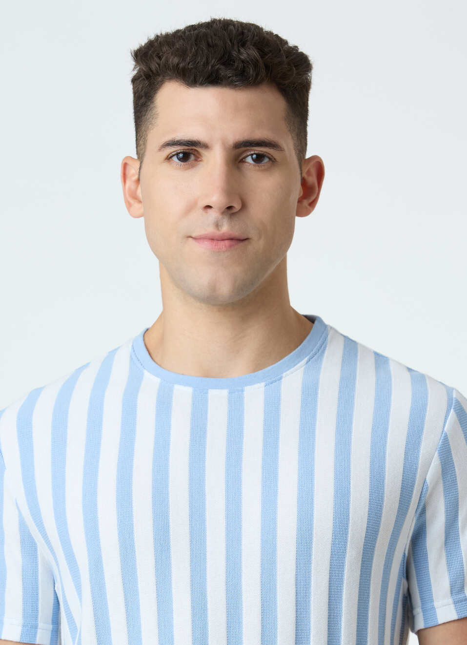 Men Sky Blue Vertical Stripe Short Sleeve T-shirt, , large image number 4