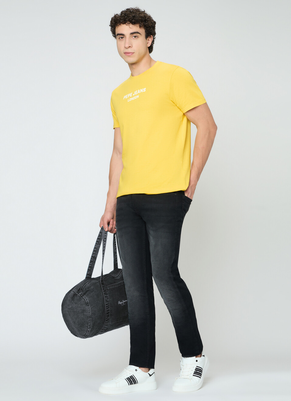 Men Black Graphic Slim Fit T-shirt, , large image number 5